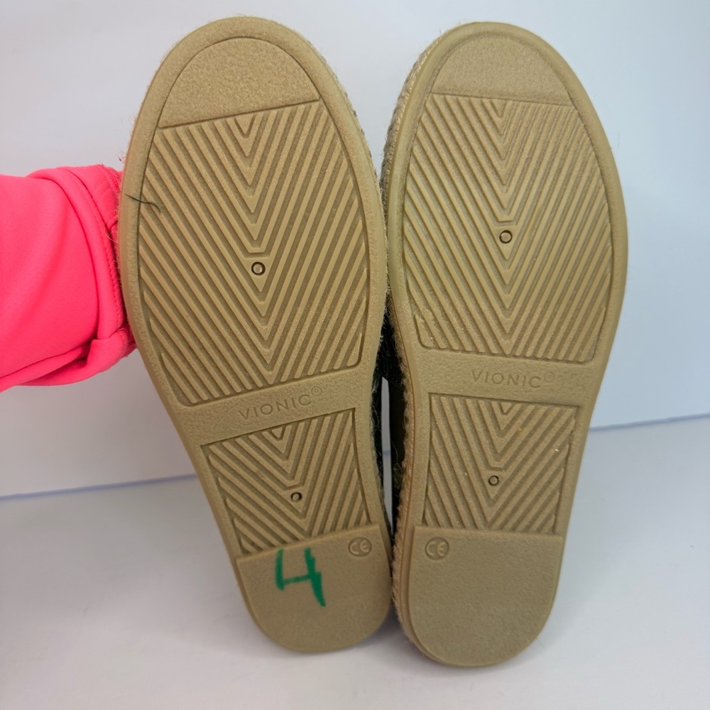 Vionic Green Floral Espadrille Shoes - Picture 5 of 8